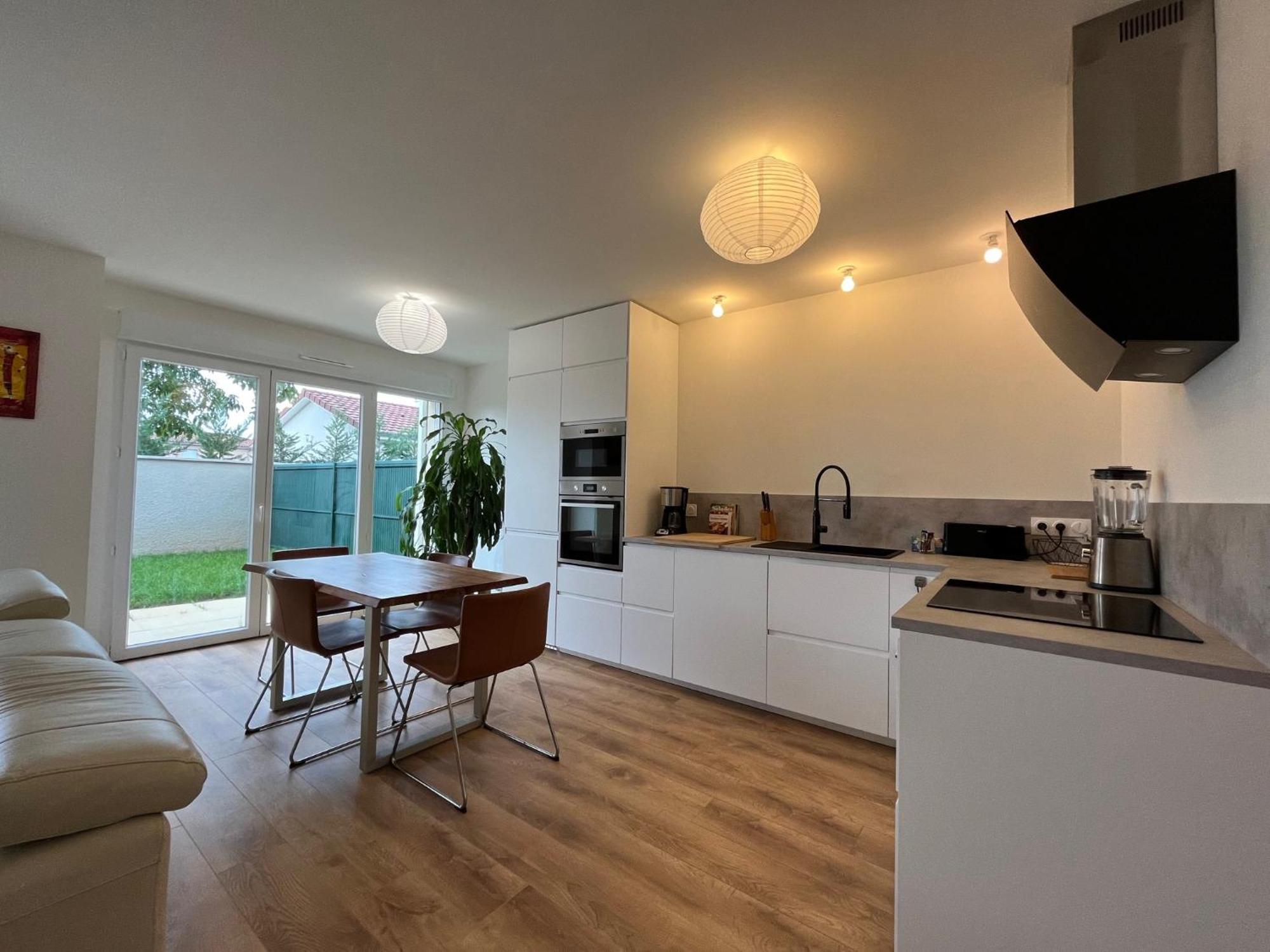 Maison T4 Cosy + Jardin Leyment Экстерьер фото